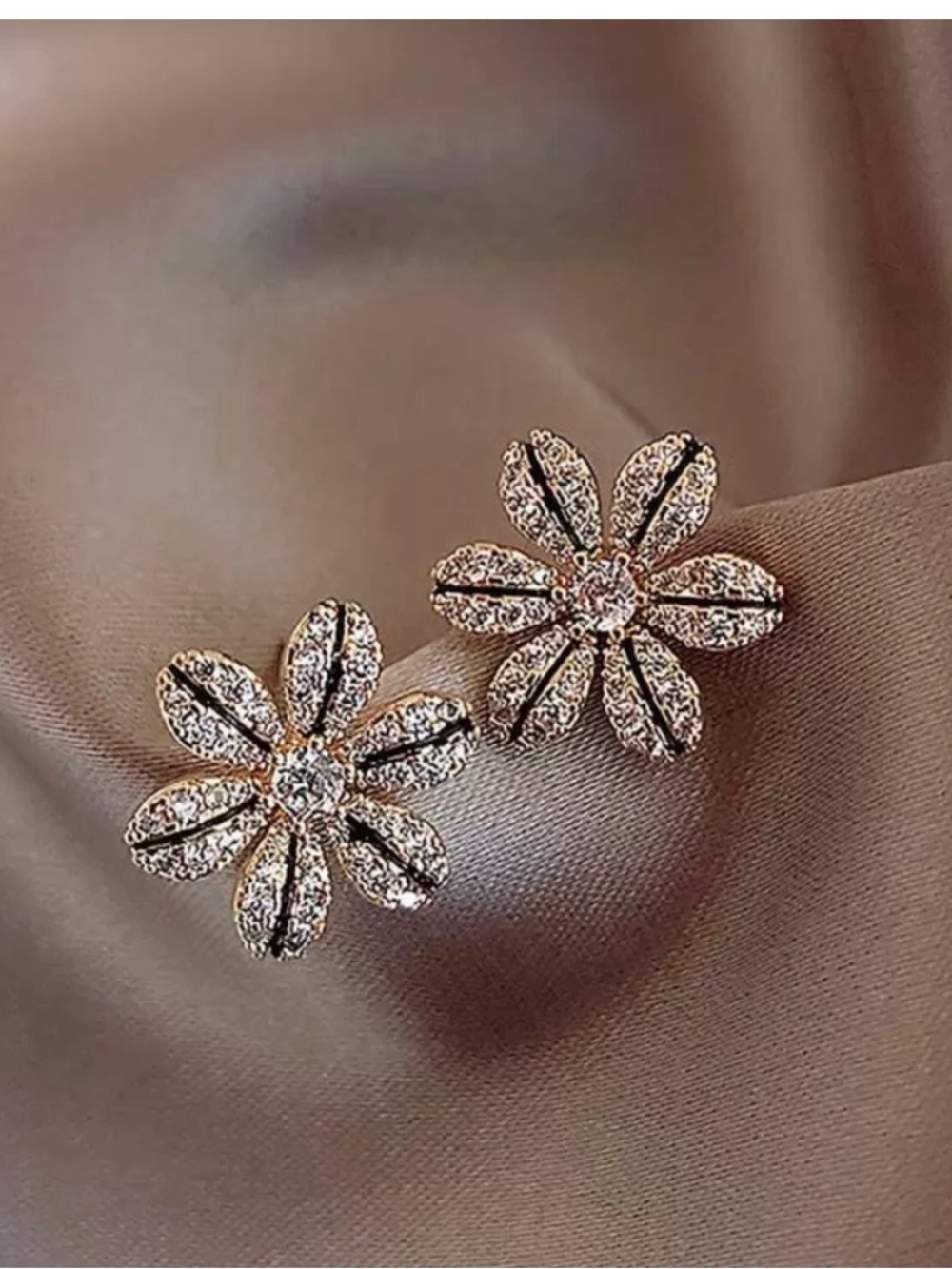 Rose Gold Floral Crystal Stud Earrings  NWT  Elegant Women Jewelry